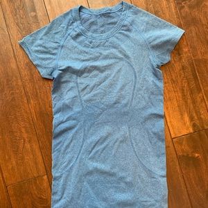 Lulu lemon tee size 4